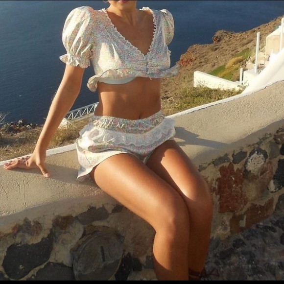 2 piece set Farrah for love and lemons 🍋 - Picture 12 of 15